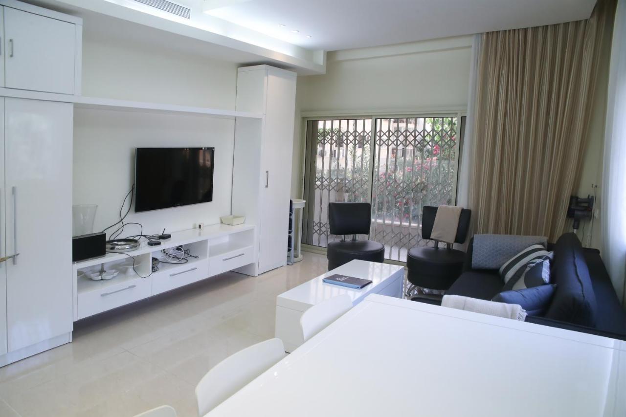 Dizengoff - Lovely Family Apartment 3 Rooms. テル・アビブ エクステリア 写真
